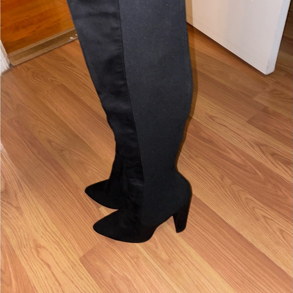 Steve Madden Black Suede Stretch Over The Knee Boot-barely worn -Size 8